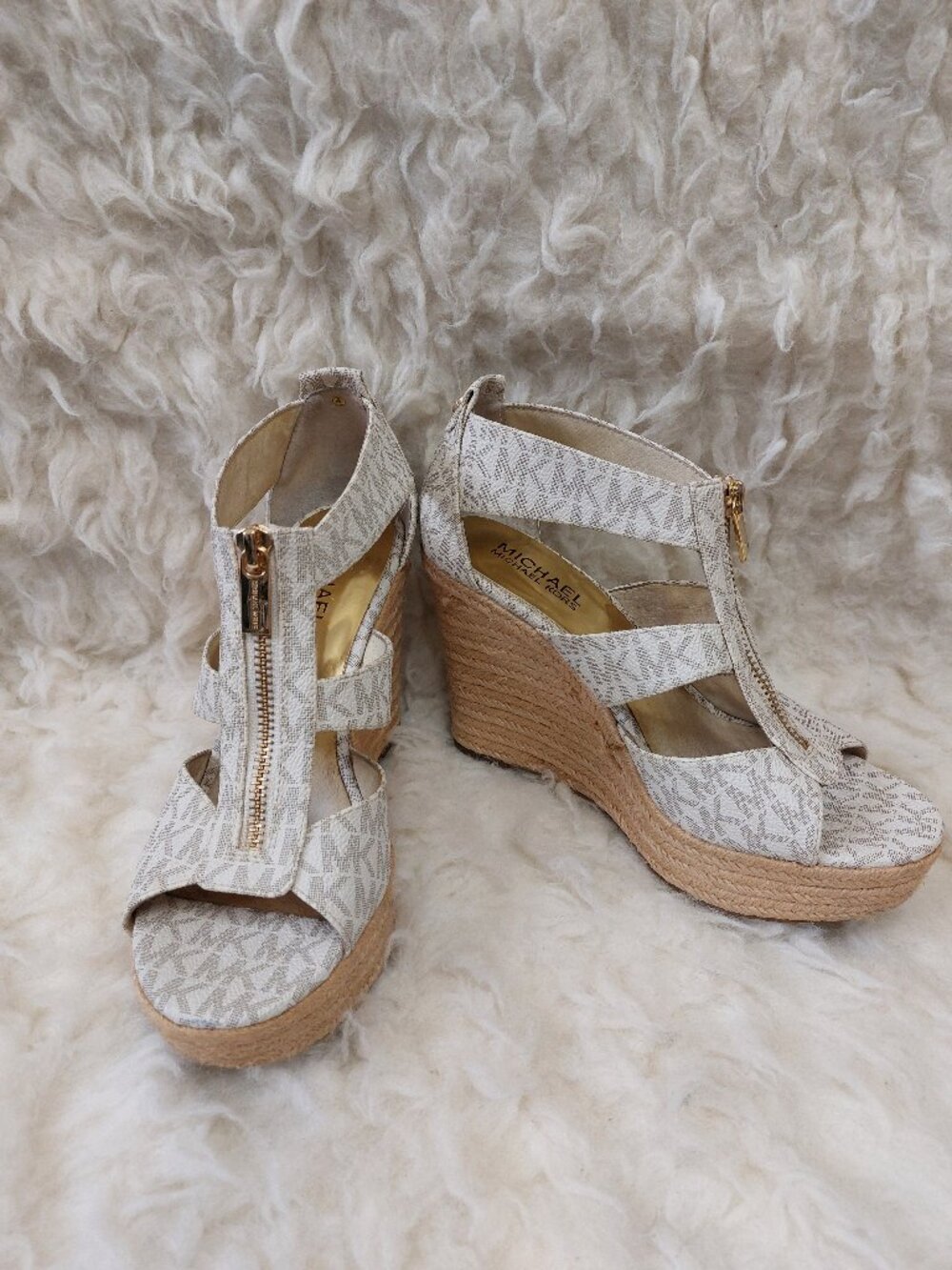 Michael Kors Size Womens Vanilla Damita Logo MK Signature Wedge Sandals US 7M